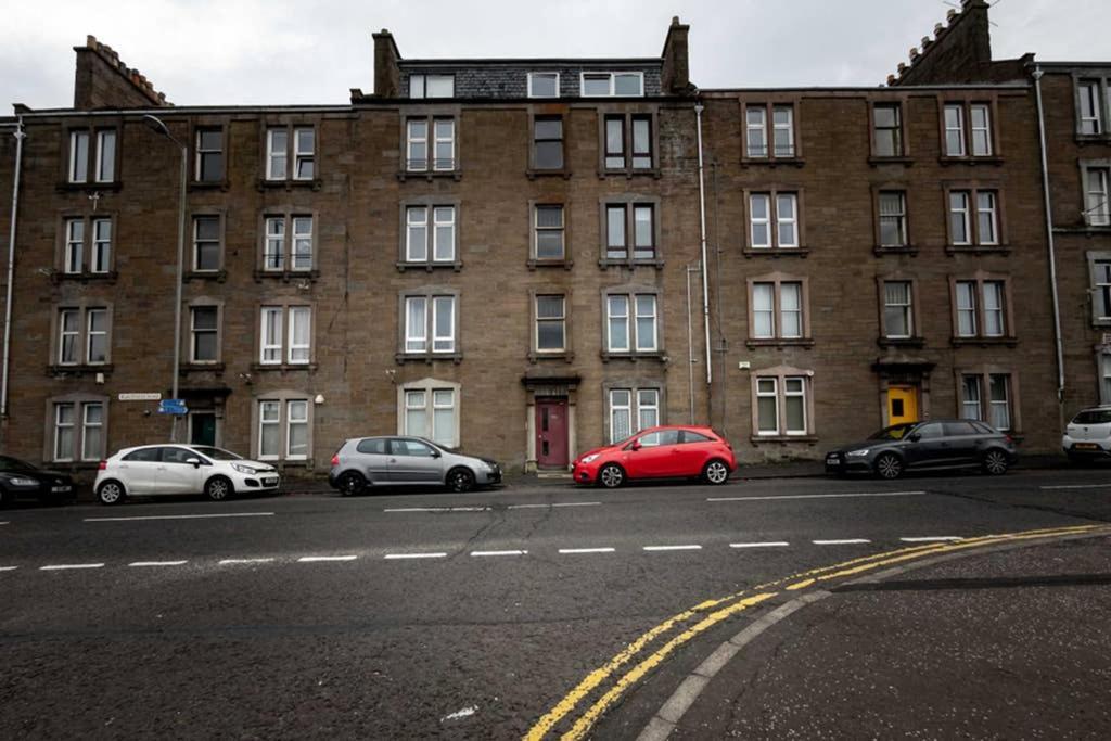 ☆Bright Apartment, Near University + City Centre☆ Dundee Exterior photo